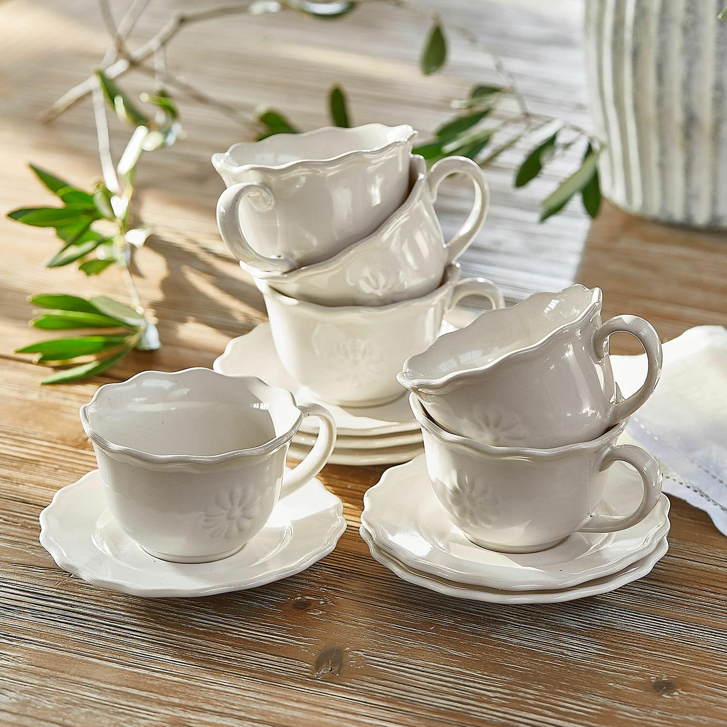 Set de 6 tazas con platillos Mallevesse